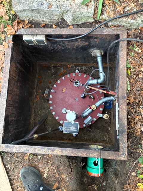 Huber Tankservice bietet die Sanierung von Erdtank-Deckeln. Beispiel 4